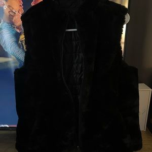 Reversible, cute, comfy., Brand new, just a little to big for myself